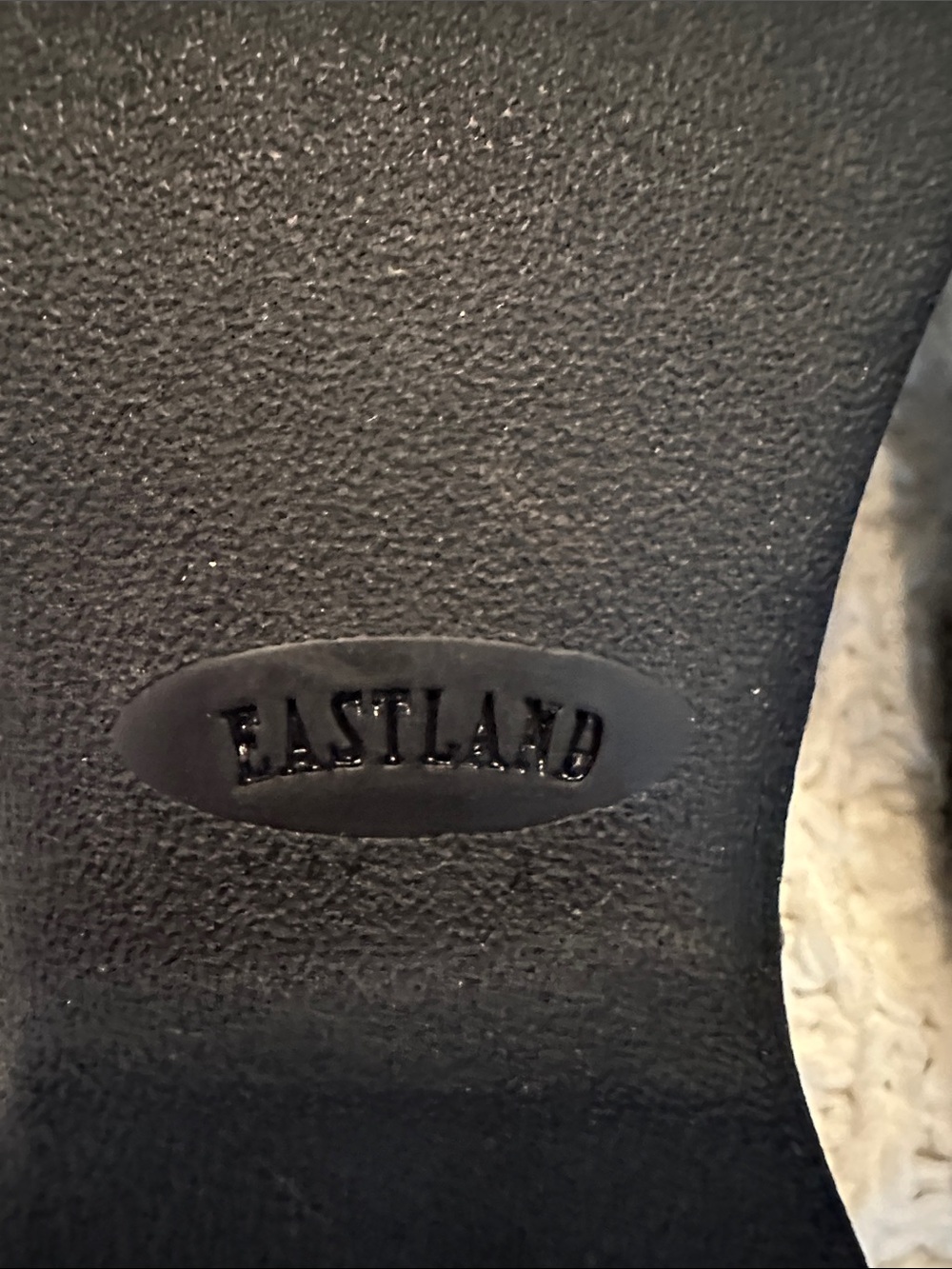 EASTLAND Black Leather Slip-On Clogs with Contrast Stitching Sz6.5 Comfy Quality - Picture 7 of 10